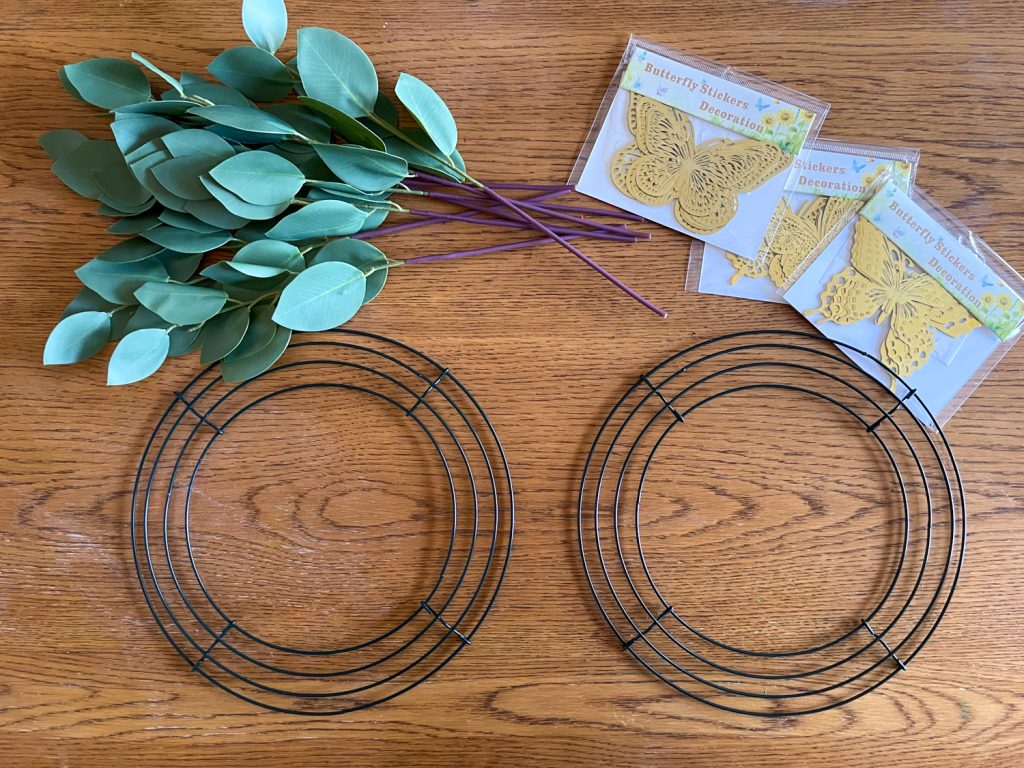 How to Make a DIY Butterfly Wreath for Spring